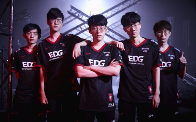 相辅相成 相辅相成