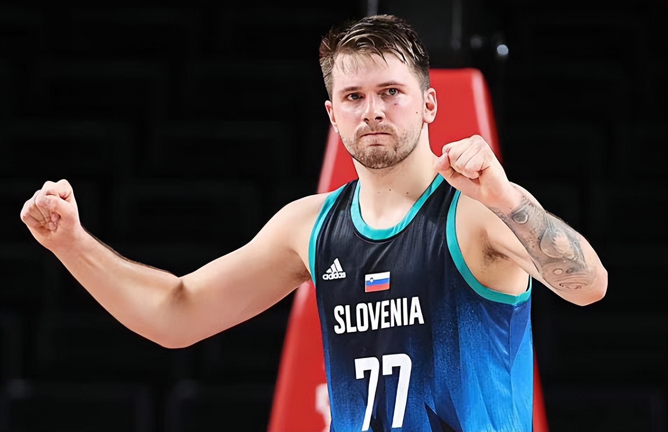 背后是团队 背后是团队